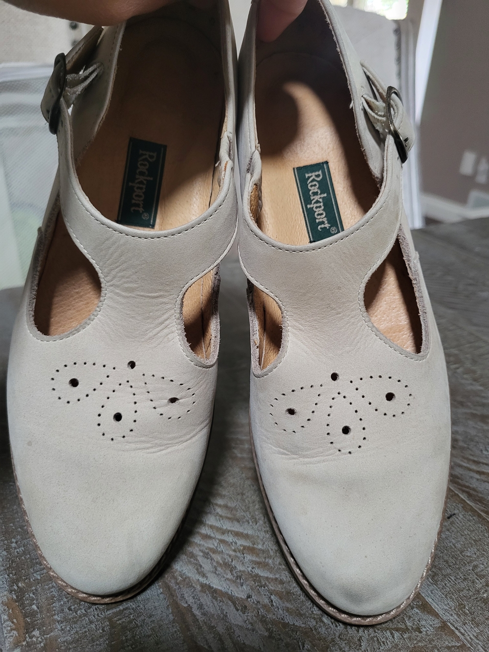 Rockport Women's Cream Cutout Leather Mary Jane Mules